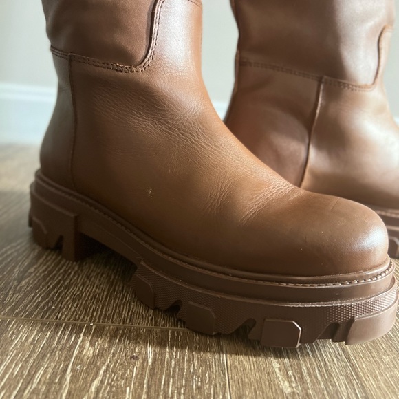 Steve Madden leather boots size 8 - Picture 3 of 7